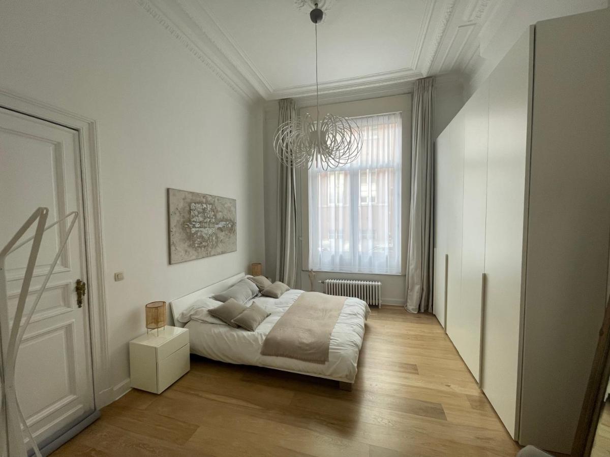 Apartment In Trendy Chatelain Center Brussels Area Little Garden Internet Wifi ภายนอก รูปภาพ